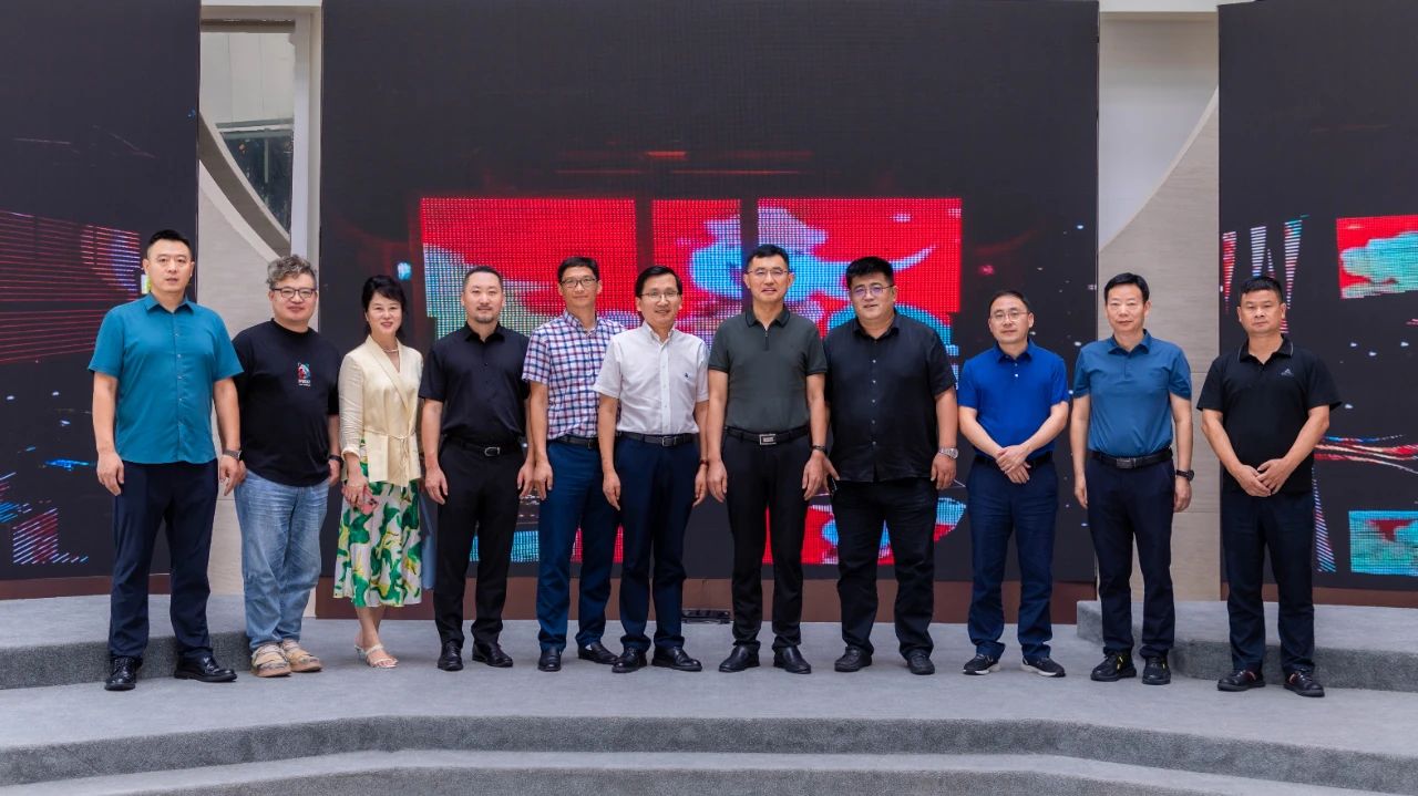 【錨定“三個(gè)高地” 推進(jìn)“二次創(chuàng)業(yè)”】澧縣縣委書記王啟武一行赴信達(dá)電通集團(tuán)考察交流