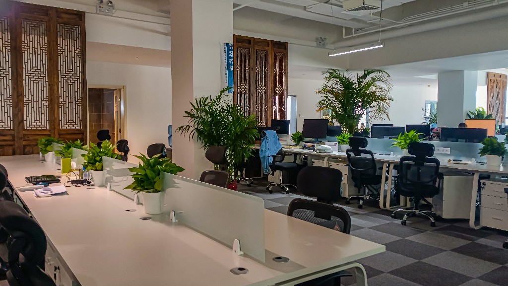 信達電通辦公環境